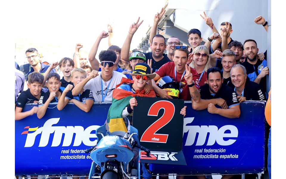 Rafael Budginaite roza la victoria y conquista su segundo podio en la ESBK Talent en Valencia